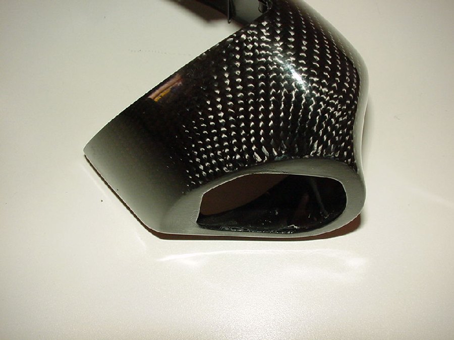 Musterbild_Carbon_Spiegelgehaese_Goeckel_4.jpg